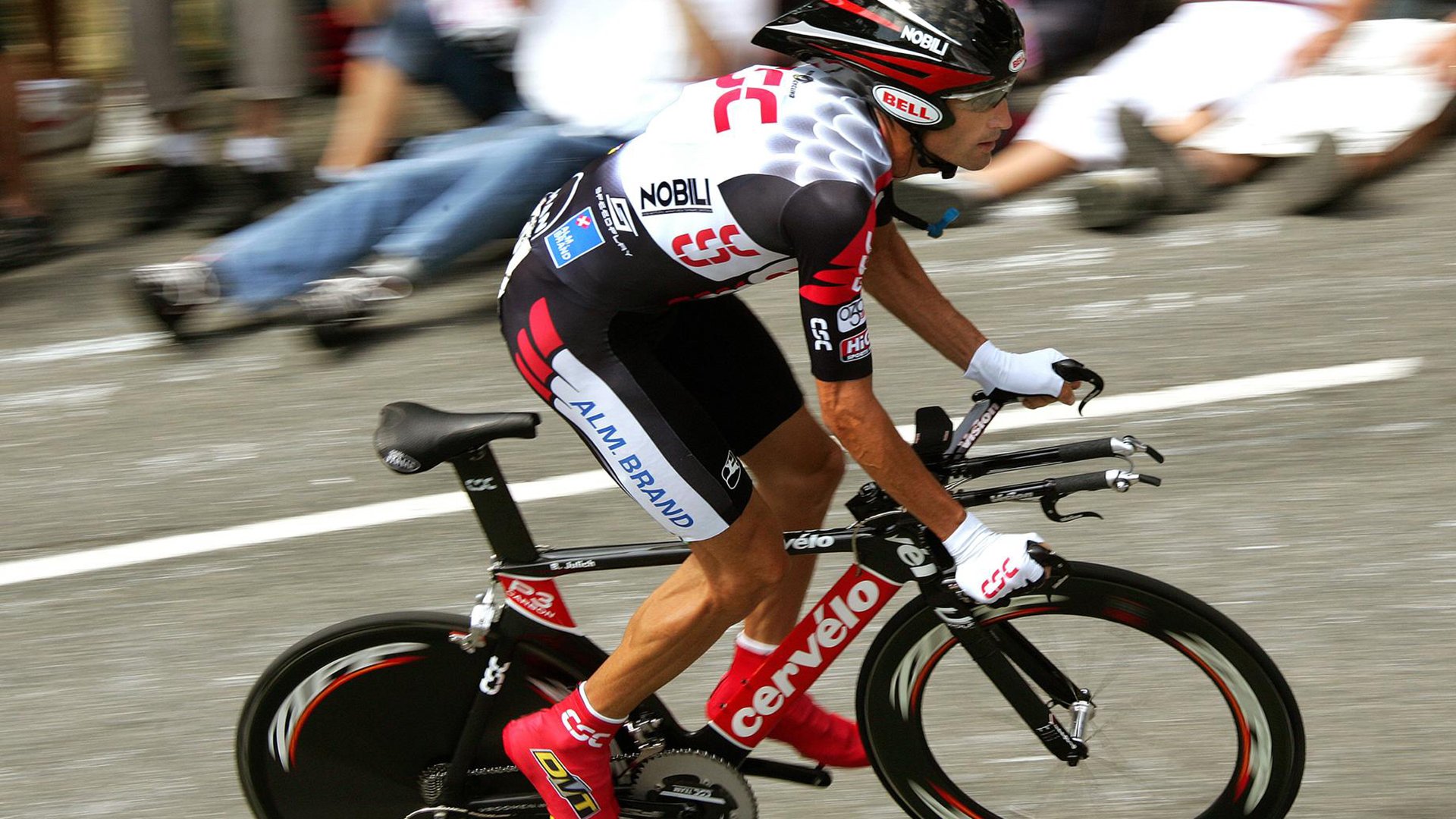 《ApexLegends》“极地挑战”赛事开启,战术策略碰撞引爆战场激情